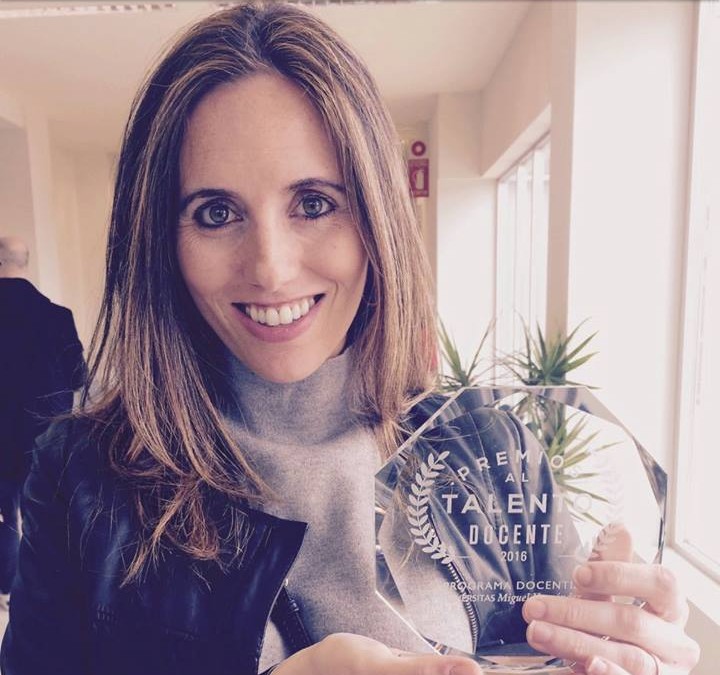 La Prof. MIREIA ORGILÉS recibe el Premio al Talento Docente de la UMH 2016