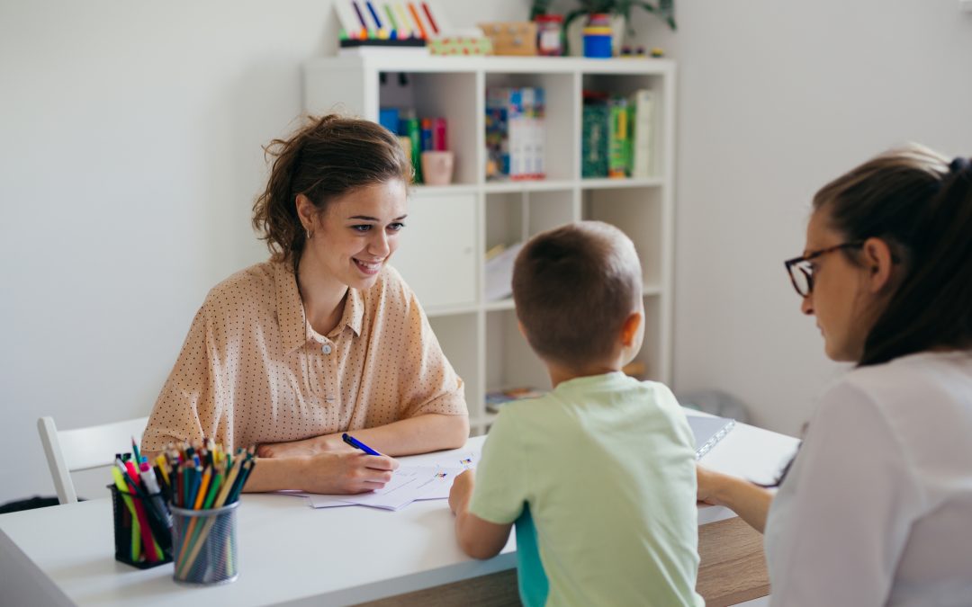 Últimas semanas para solicitar plaza en el Máster Universitario en Terapia Psicológica con niños y adolescentes (curso 2026-2027)